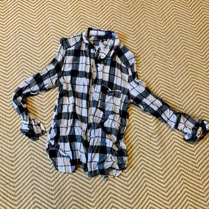 Cute casual Wilfred Free plaid button down blouse size S
